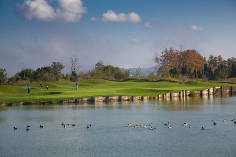 Yoga and golf on the Costa Brava